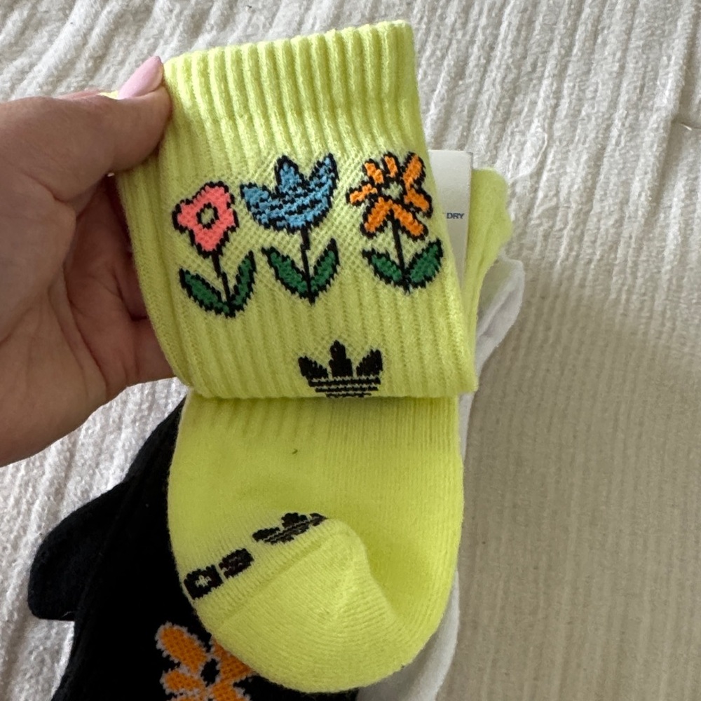 Adidas Crew Socks 3 pack with Colorful Floral Accents - Picture 3 of 7